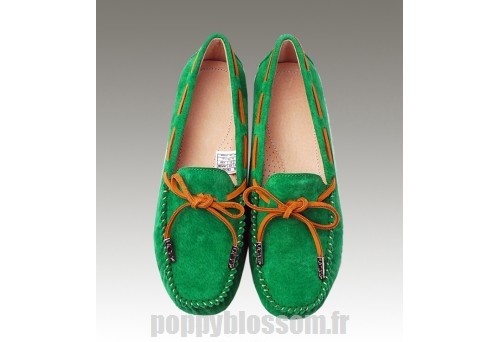 Limite pic Ugg-316 Dakota vert chaussons?